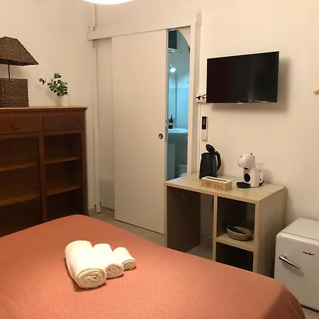Assaje Guestroom 올비아