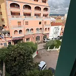 Assaje Guestroom