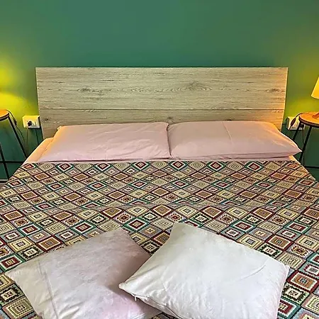 Assaje Guestroom Bed and breakfast
