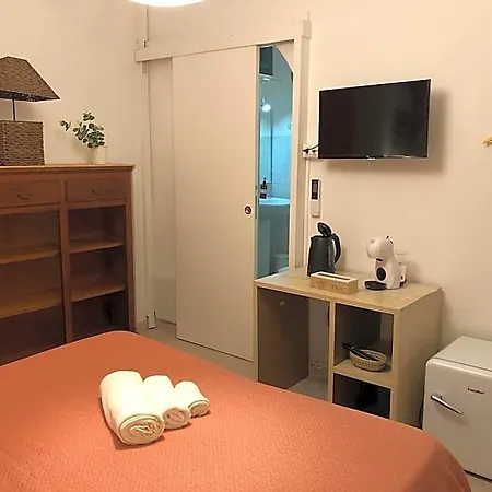 Bed and breakfast Assaje Guestroom 3*